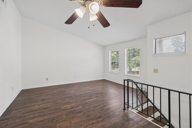 Building Photo - 1205 Natchez Trce SW
