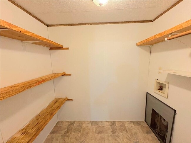 Building Photo - 1560 Grindle Bridge Rd