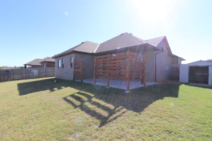 Building Photo - 20659 Landmark Dr