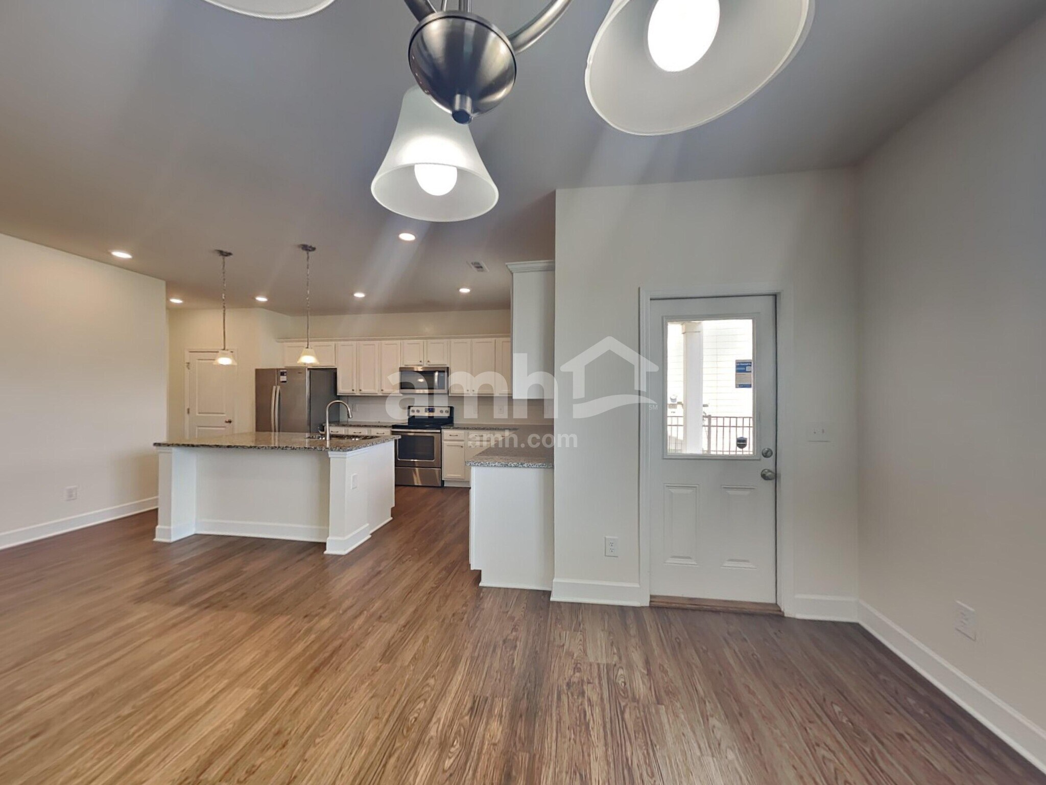 Building Photo - 5298 Lake Maxwell Dr
