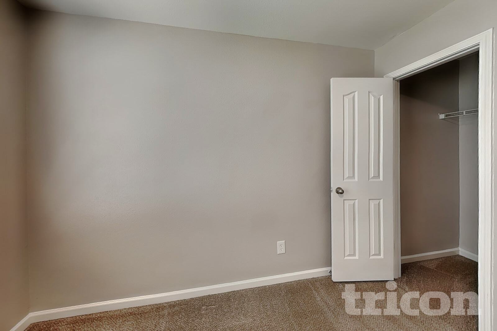 Building Photo - 1129 Hawick Dr