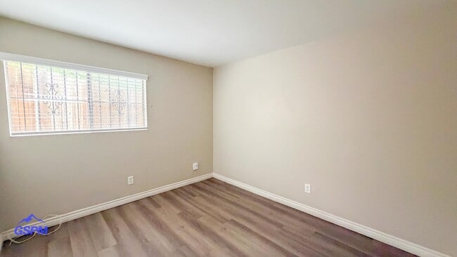 Interior Photo - 50th St Apartments