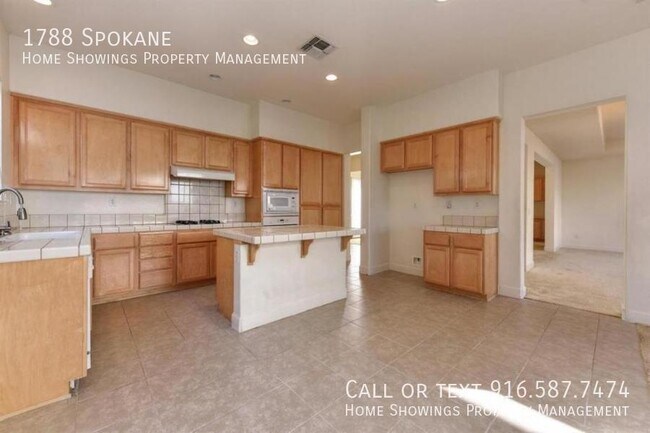 Building Photo - 1788 Spokane-