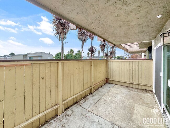 Building Photo - Great 2B/2BA Condo in Oceanside!