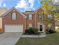 Building Photo - 5/3 Available Now in Riverside School District!