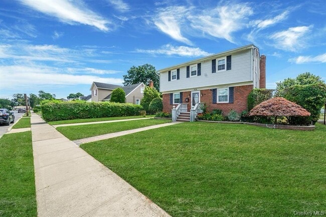 Building Photo - 508 Chamberlin St