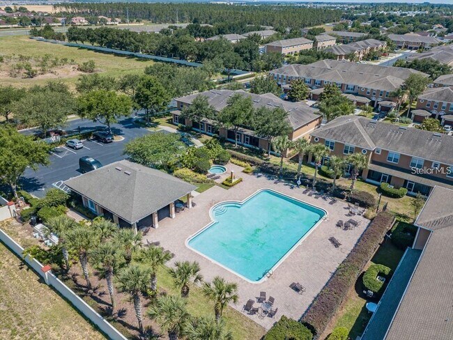 Building Photo - 765 Chelsea Dr
