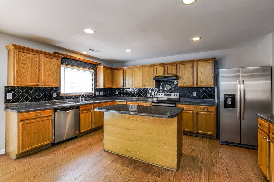 Building Photo - 6017 Ricker Rd