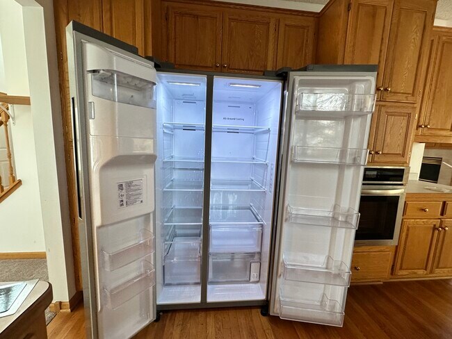 Building Photo - 1620 Spinaker Dr