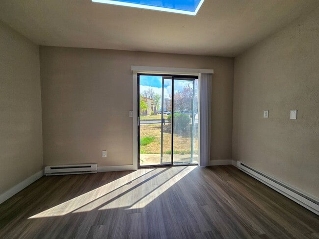 Building Photo - 3515 Hayden Pl