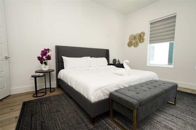 Building Photo - 4607 Edmund St