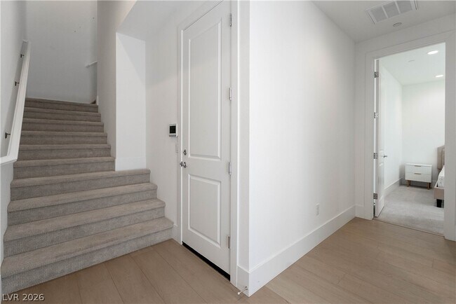Building Photo - 2503 Indigo Mountain St