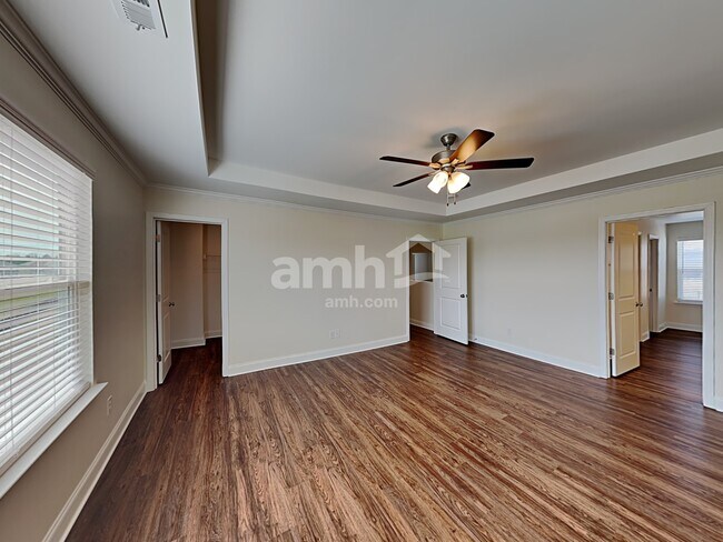 Building Photo - 4845 Chutney Dr