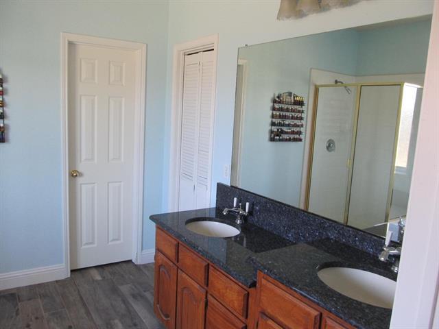Building Photo - 1614 N Timber Brook Dr