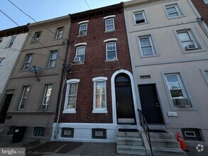 Building Photo - 2013 E Stella St