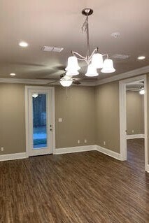 Building Photo - 198 Fairway Villas Cir