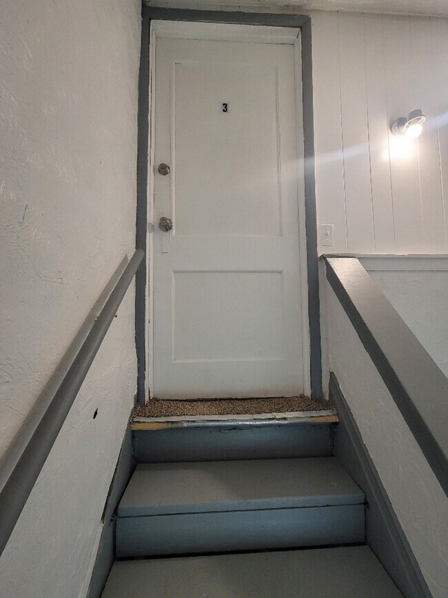 Falls Street 2231 Falls St Niagara Falls NY 14303 Apartment Finder