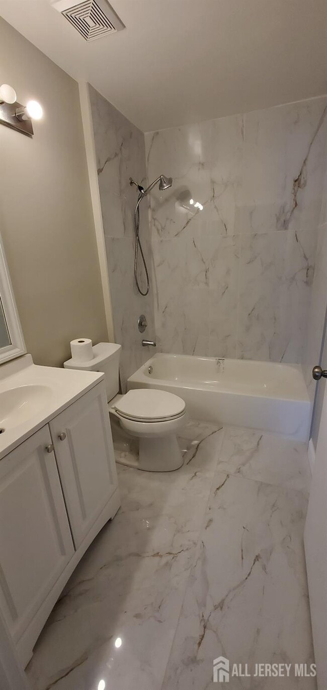 Building Photo - 261 Kempsey Dr