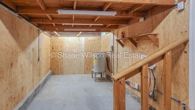 Building Photo - Cozy little 1 BR / 1 BA with big yard in Rossville, GA!! This one won't last long, come look at t...
