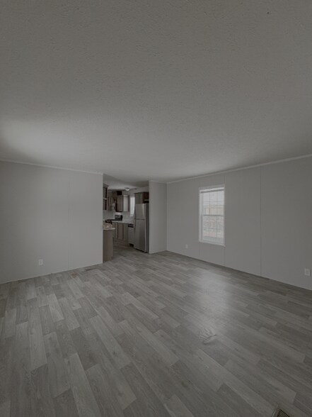 Building Photo - 361 Parker Lake Dr