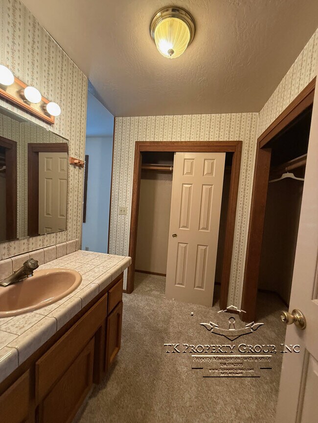 Building Photo - 11611 Sandpiper Way
