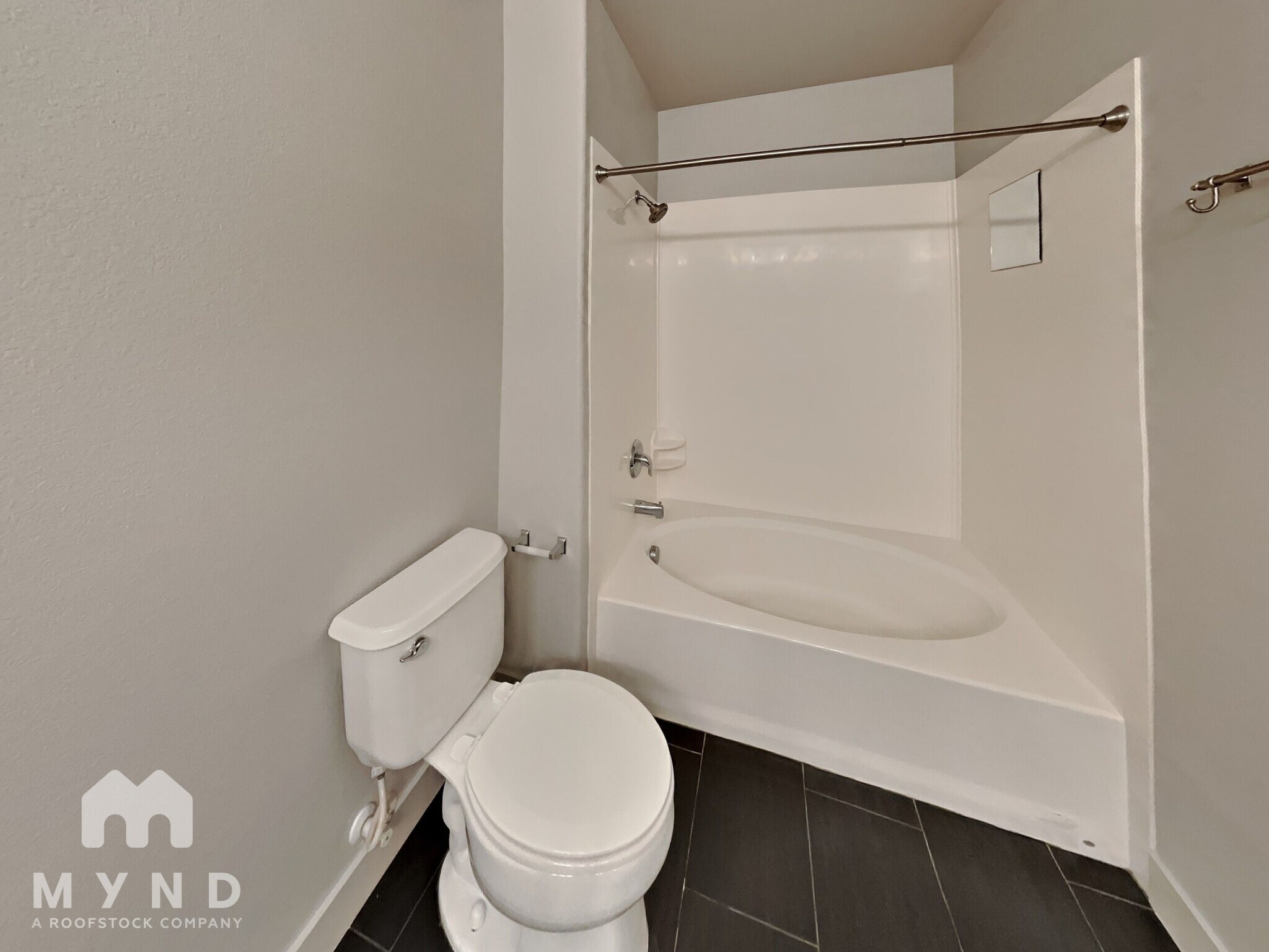 Building Photo - 68 E Serene Ave