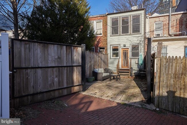 Building Photo - 964 Florida Ave NW