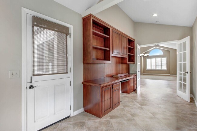 Building Photo - 3 Bed 2 1/2 Bath | 2 Story Home Lactated in Chapparrosa Park, Palisades, Laguna Niguel