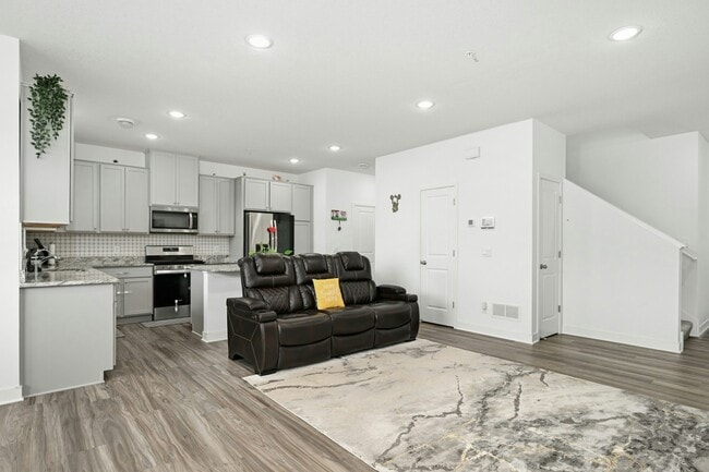 Building Photo - 13788 Kaylemore Trl