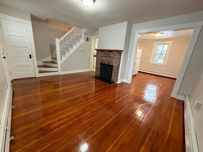 Building Photo - 34 Grand Ave