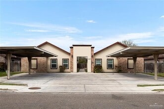 Building Photo - 3809 Valeria St