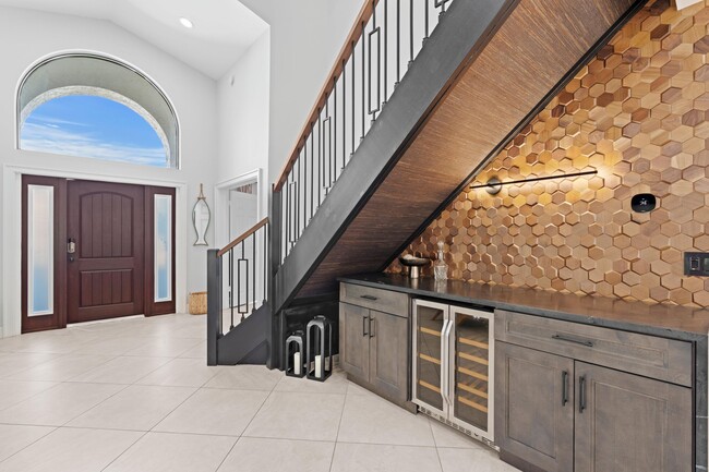 Building Photo - 1050 Brooks Ln