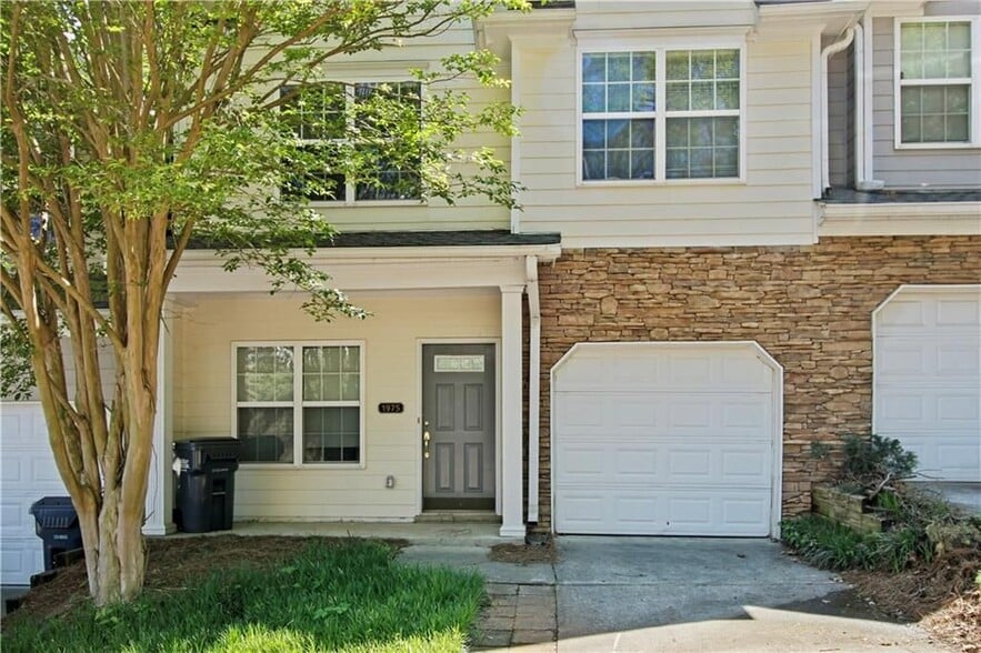 Building Photo - 1975 Hoods Fort Cir NW