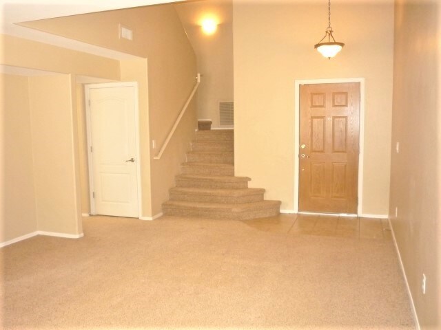 Building Photo - 989 E Stronghold Canyon Ln