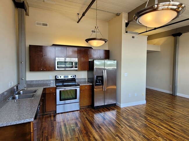 Building Photo - 109 N Hayne St