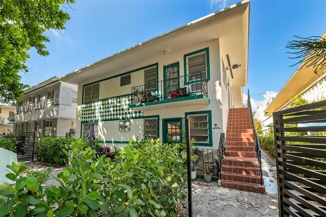 Building Photo - 934 Meridian Ave