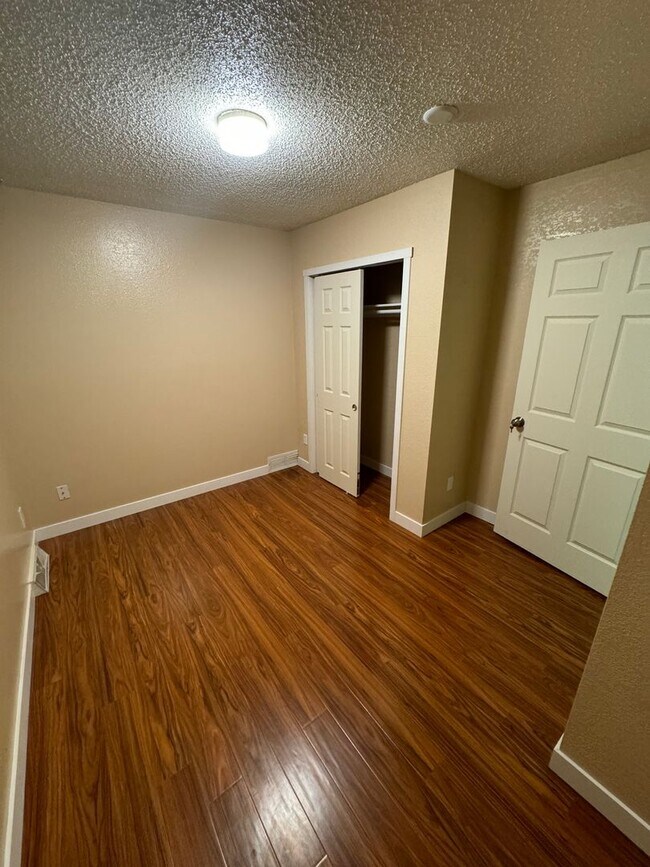 Building Photo - One-Room for rent in charming single-family home located in Brighton, CO all utilities included +...