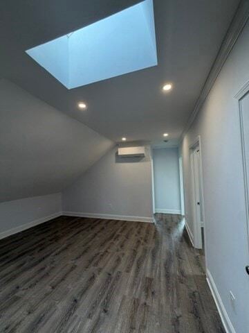 Building Photo - 220 5th St