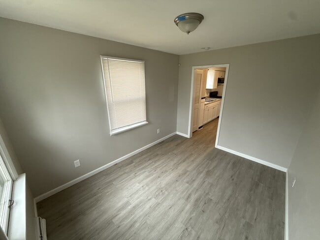 Building Photo - 7441 Calvin Ave