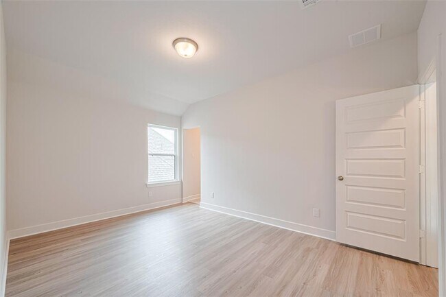 Building Photo - 23649 Silver Palm Trl