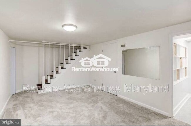 Building Photo - 3219 Taylor Ave