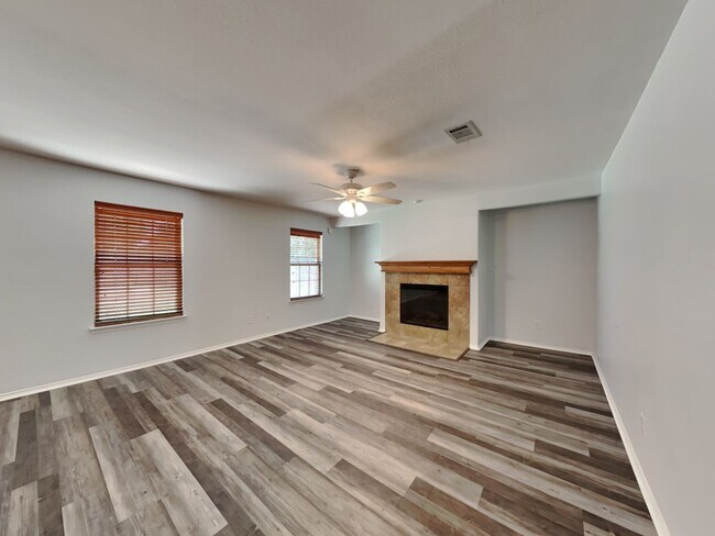 Building Photo - MOVE IN READY NOW IN KELLER ISD!  3 Bedroo...