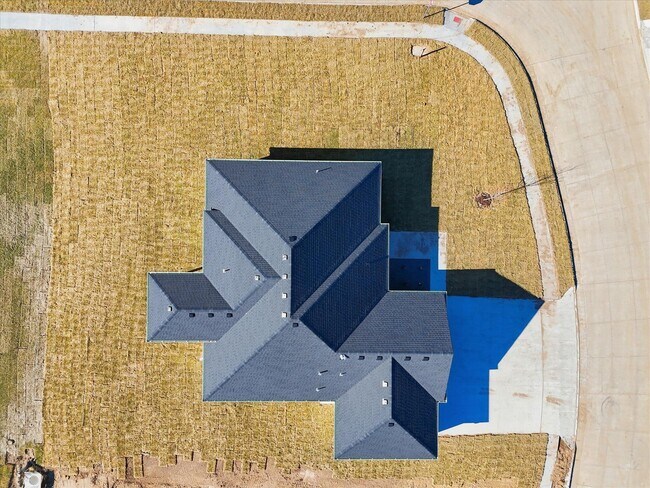 Building Photo - 14591 Wellstead Dr