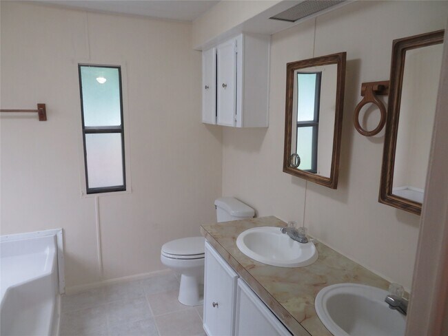 Building Photo - 14209 E Ravine Run