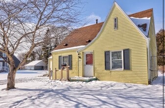 Building Photo - Beautiful 3 Bedroom Home – Carrollton Township