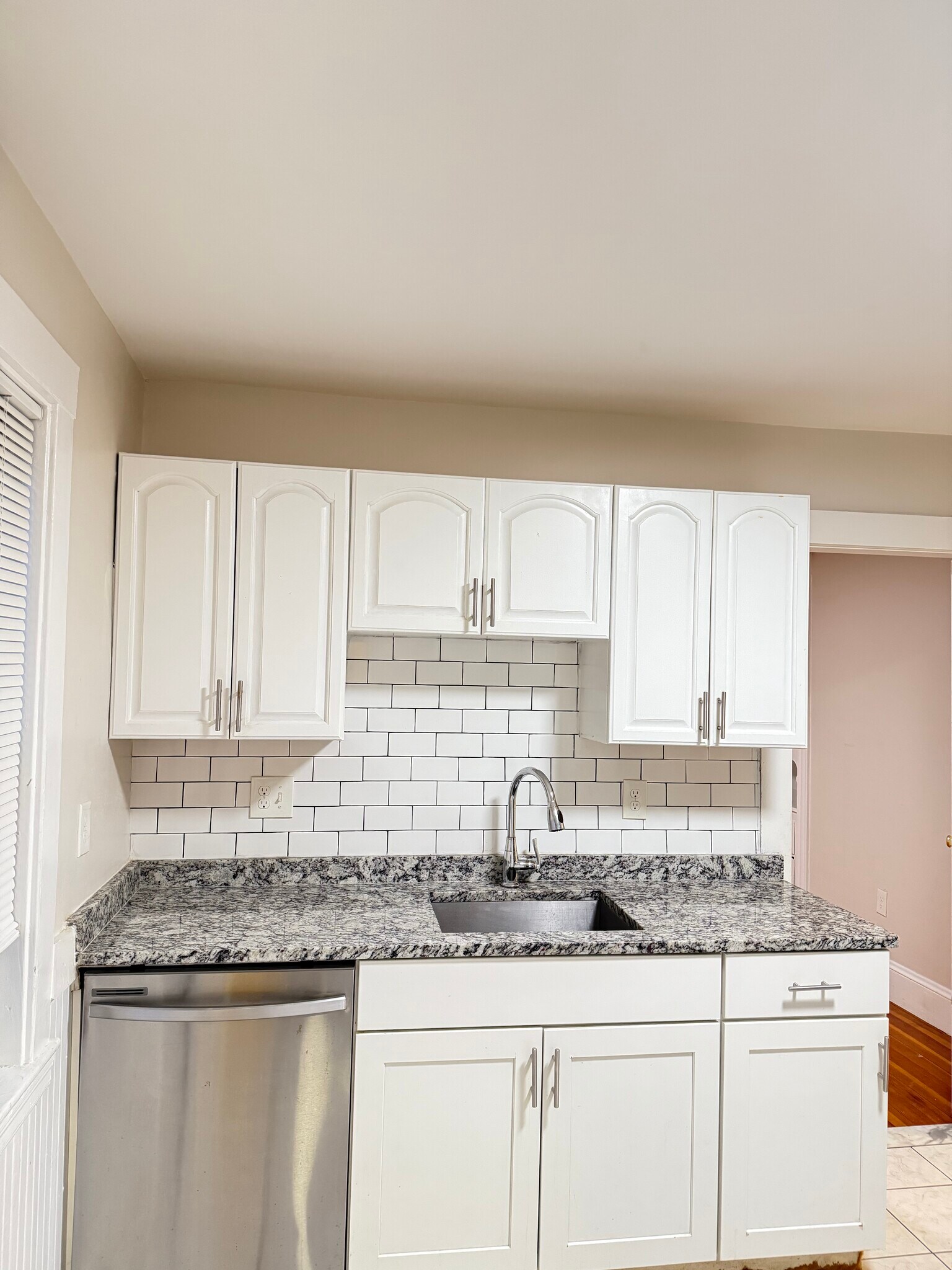 Building Photo - 4110 Washington St