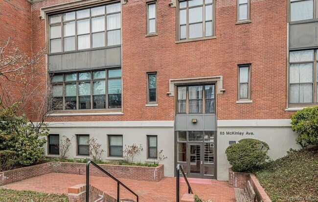 Building Photo - 85 McKinley Ave