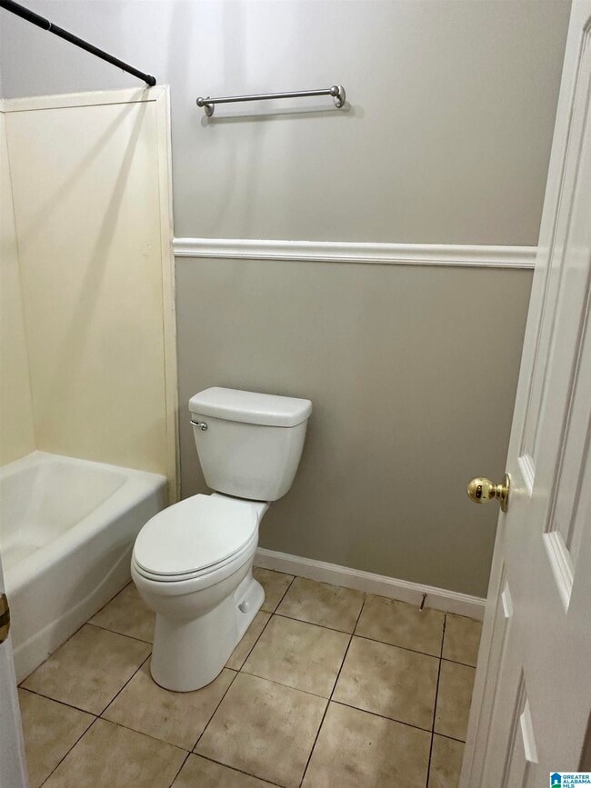 Building Photo - 515 Meadow Ridge Cir