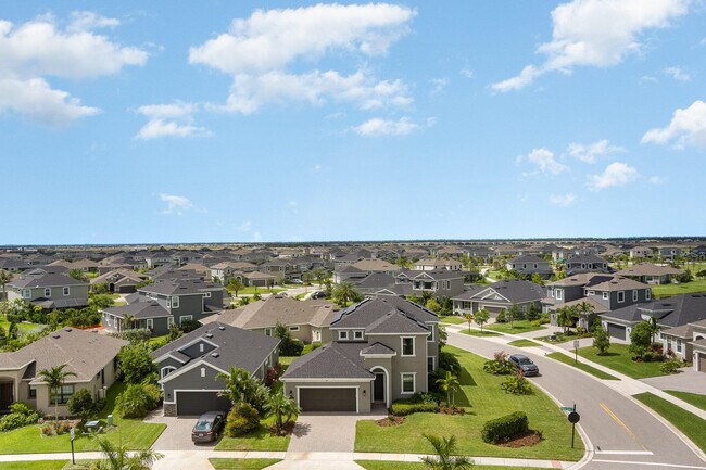 Building Photo - 3179 Ribbon Grass Dr