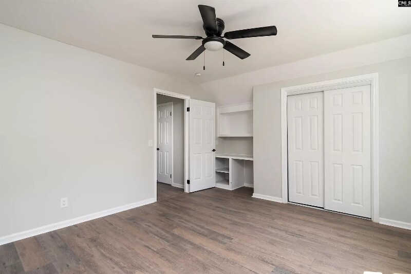 Building Photo - 9 Candlewood Ln